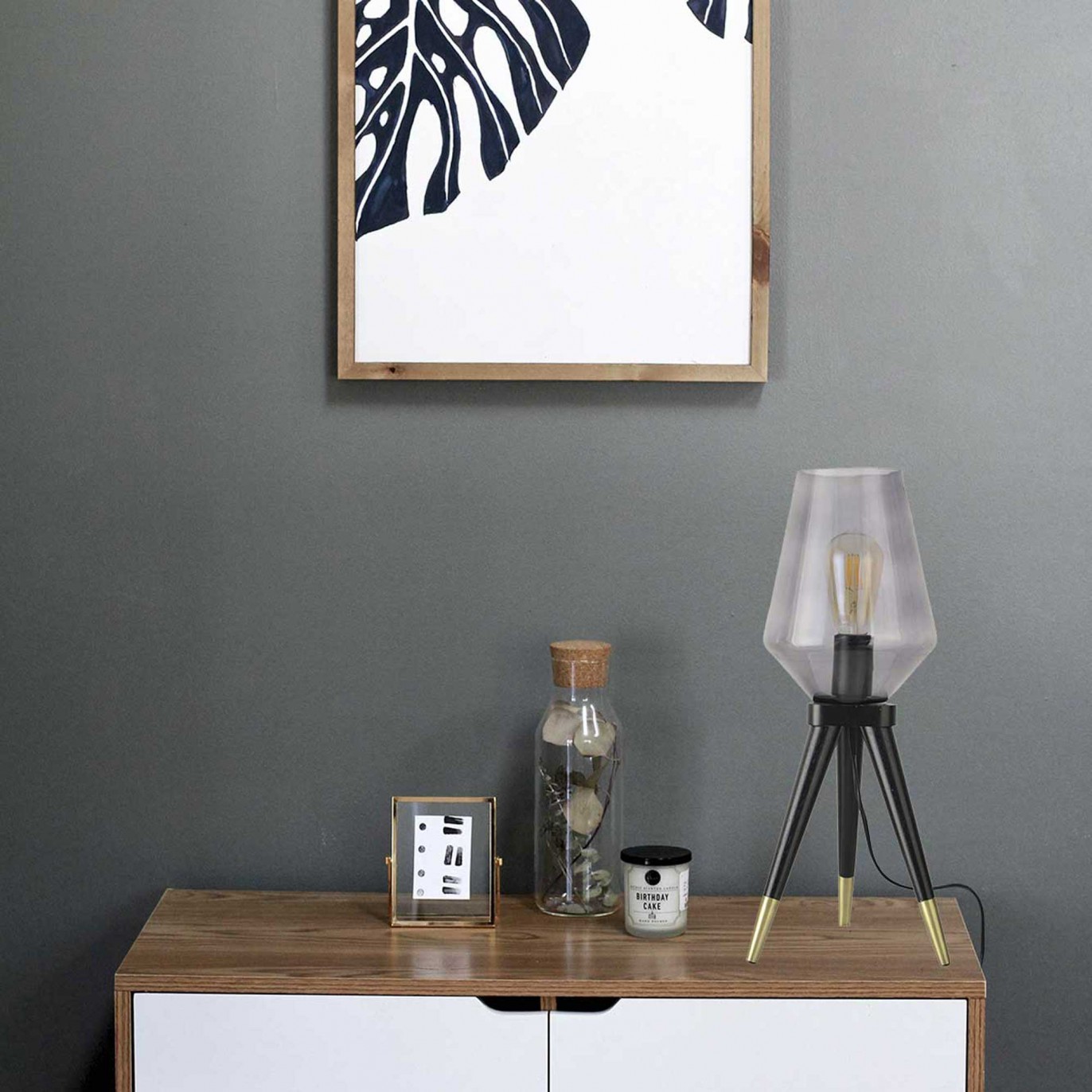 Lampe à poser trépied en bois et verre - TRIBLUE