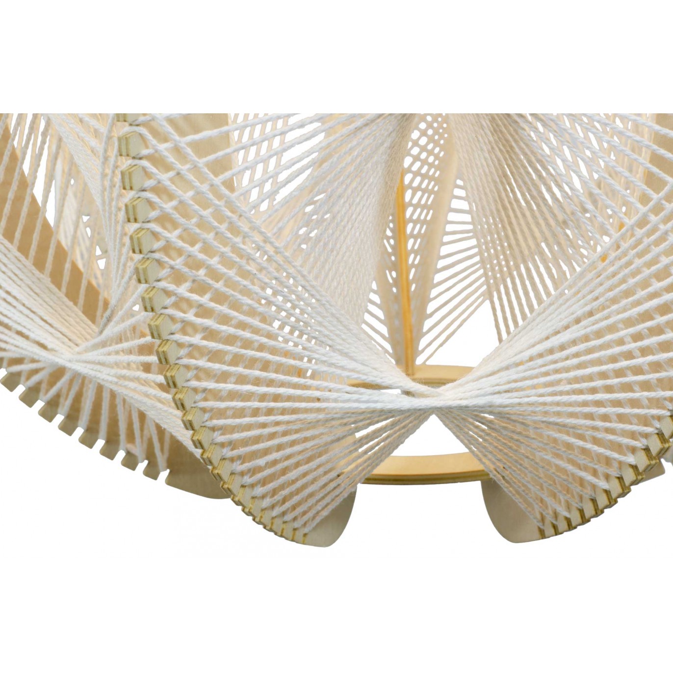 Suspension en fibres de bois et fil de coton tiré - TRADIA