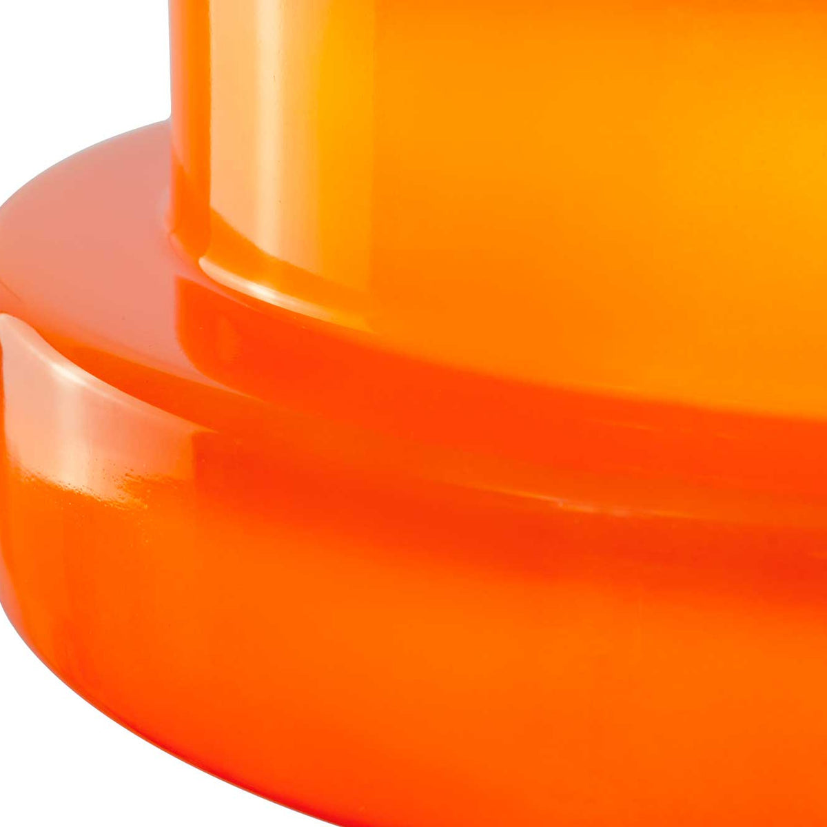 Suspension FOZA orange - gros plan de l'abat-jour